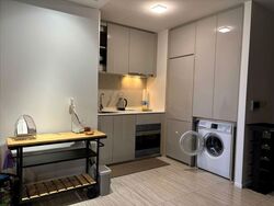 Sims Avenue (D14), Condominium #558261071